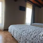 Ponte Olveira Albergue Mazaricos