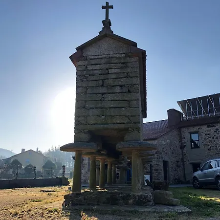 אכסניה Ponte Olveira