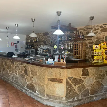 Ponte Olveira אכסניה Mazaricos